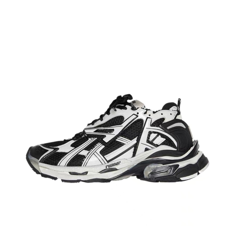 Balenciaga Runner "Black & White"
